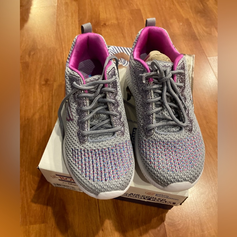 LiL Bobs from Skechers Girls  size 3Y / 4Y / 5Y - Picture 3 of 3